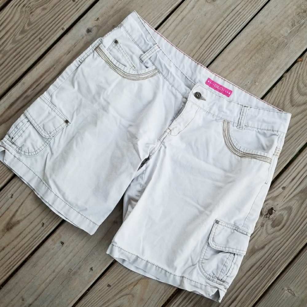 GLO shorts